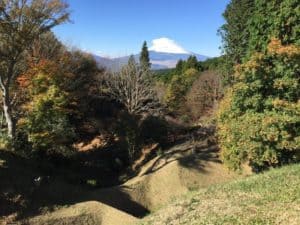 山中城の障子掘と富士三
