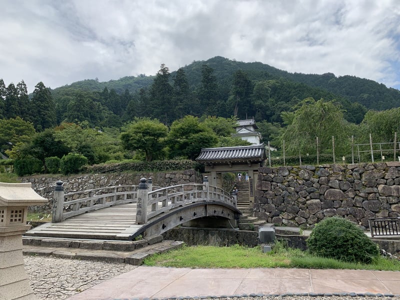 前野長康